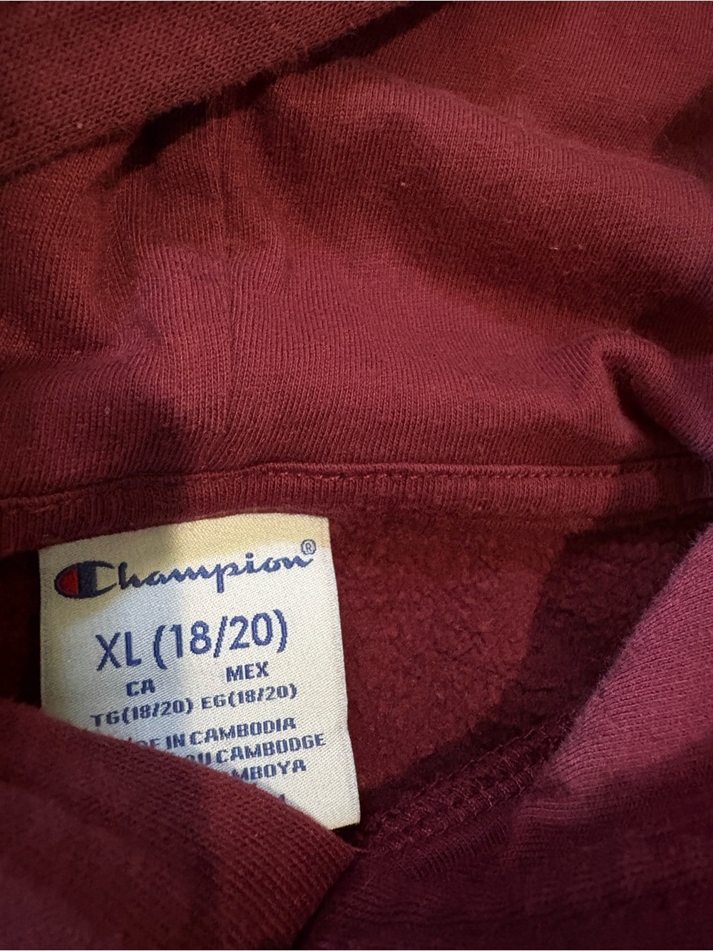 Champion Burgundy hooded Sweatshirt with Logo Tag - Picture 3 of 3